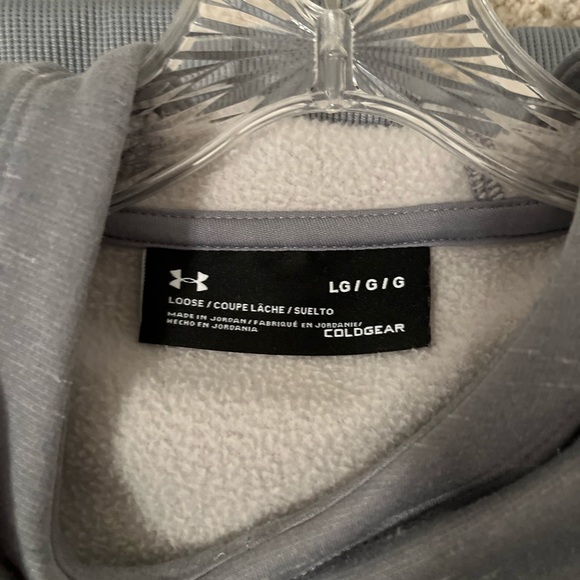 Women’s Under Armour Sweatshirt - Picture 2 of 3
